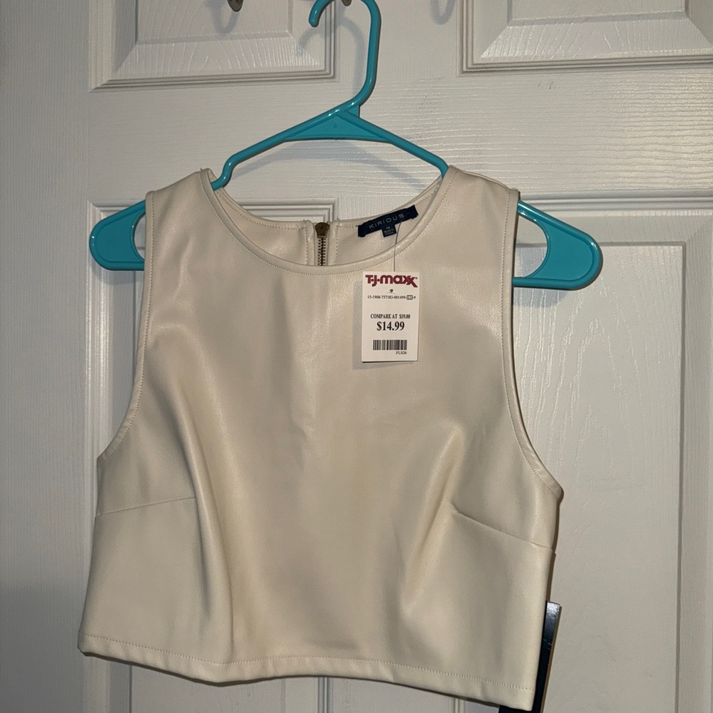Chic Cream Sleeveless Crop Top